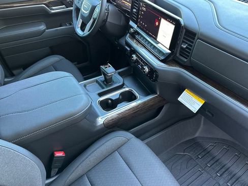 New 2026 GMC Sierra 1500 Elevation w/ Preferred Package AWD/4WD image 15
