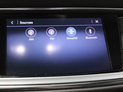 Used 2022 Buick Enclave Avenir w/ Avenir Technology Package image 43