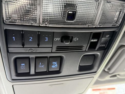 Certified 2017 Toyota 4Runner SR5 image 27