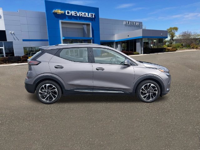 Used 2023 Chevrolet Bolt EUV Premier FWD image 25