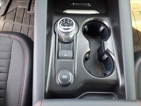 Used 2025 Ford Explorer ST-Line w/ Premium Package image 15