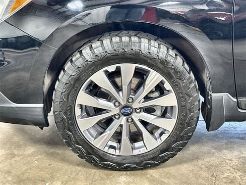 Used 2017 Subaru Outback 2.5i Touring image 33