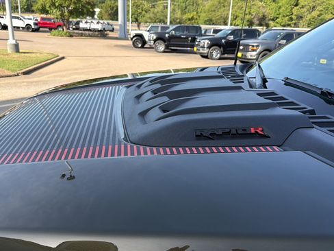 Used 2025 Ford F150 Raptor w/ Equipment Group 803A Raptor R AWD/4WD image 8