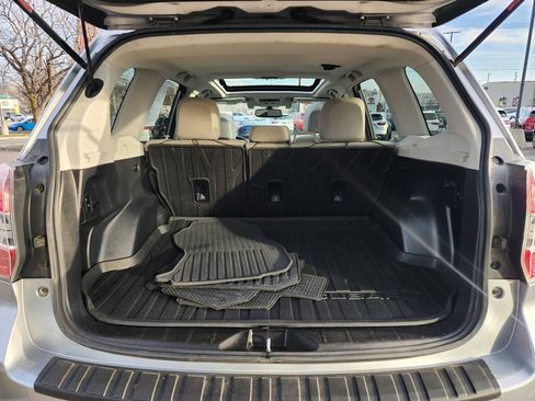 Used 2016 Subaru Forester 2.5i Touring w/ Eyesight & Navigation System image 14