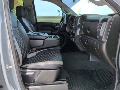 Used 2024 Chevrolet Silverado 2500 Custom w/ Custom Value Package AWD/4WD image 24