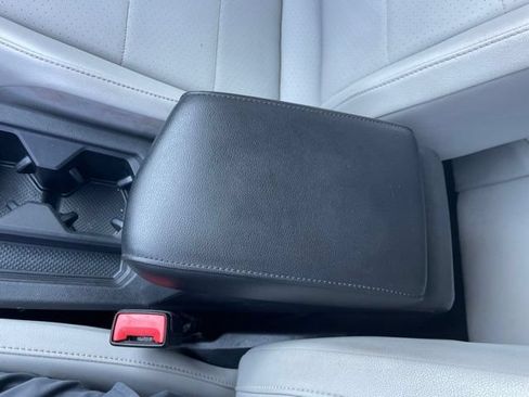 Used 2019 Volkswagen Tiguan SEL w/ 3rd Row Seat Package AWD/4WD image 37