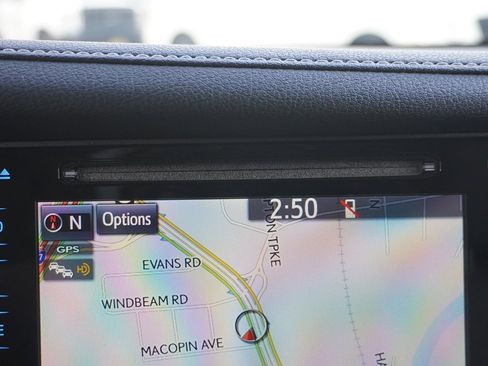 Used 2016 Toyota Sienna XLE image 57