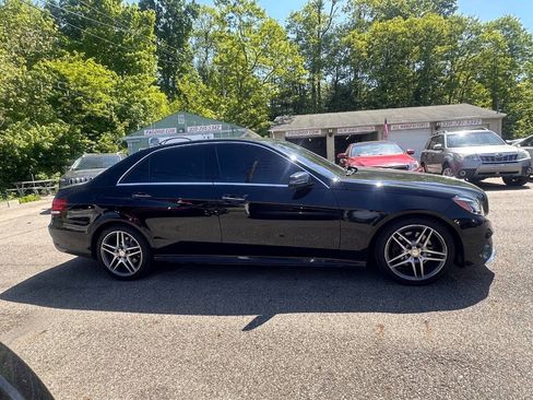 Used 2016 Mercedes-Benz E 350 4MATIC Sedan w/ Premium Package image 3