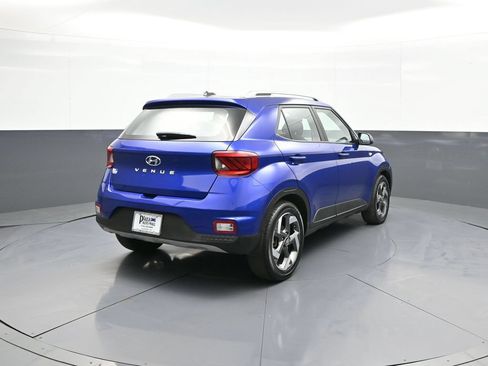 Certified 2023 Hyundai Venue SEL w/ Cargo Package FWD image 6