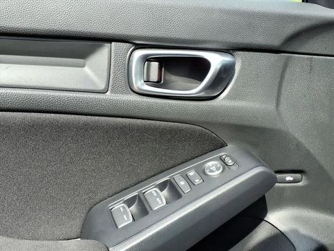 Certified 2024 Honda Civic Sport image 13