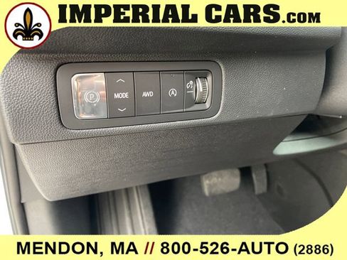 New 2026 Chevrolet Traverse LT w/ LPO, Floor Liner Package AWD/4WD image 24