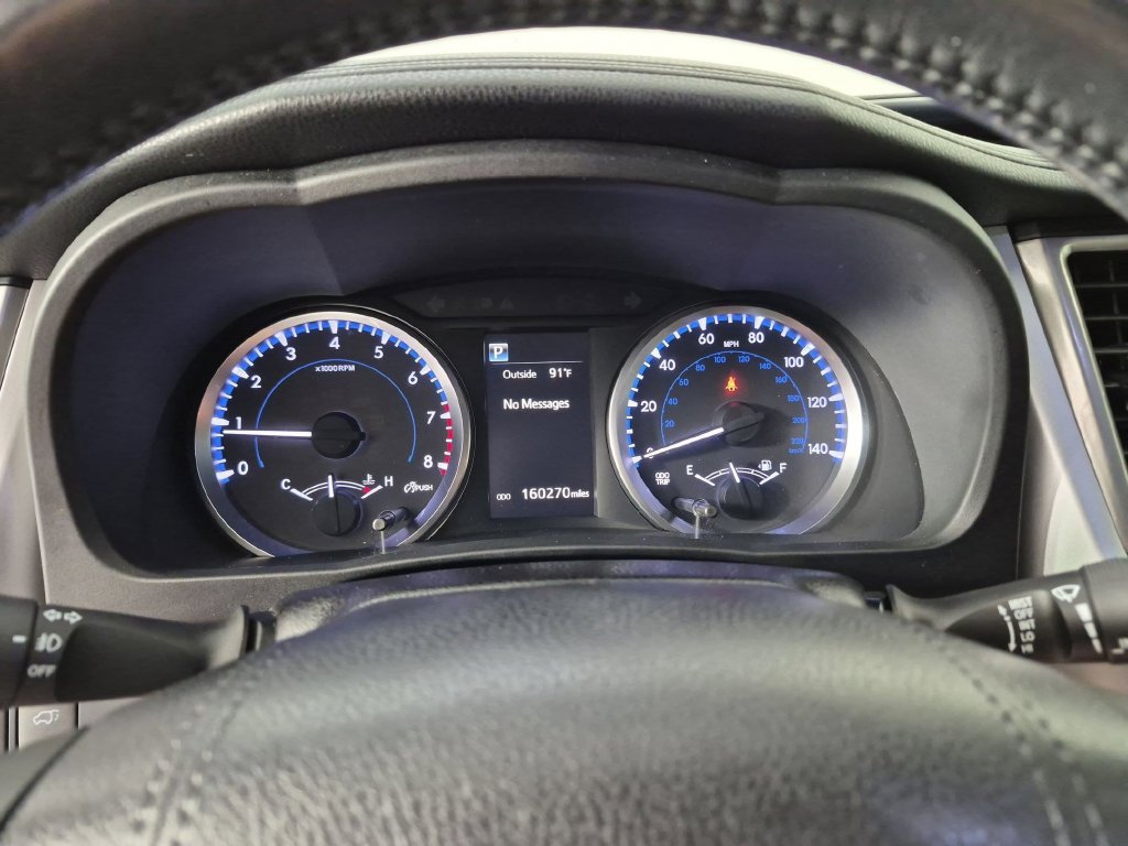 Used 2018 Toyota Highlander Plus AWD/4WD image 21