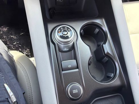 New 2026 Ford Explorer Active w/ Active Comfort Package AWD/4WD image 8