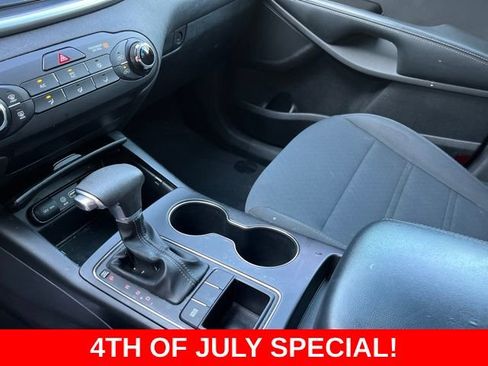 Used 2019 Kia Sorento FWD image 25