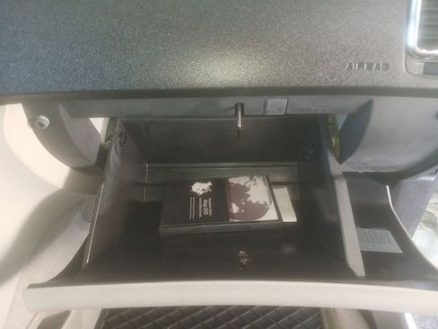 Used 2012 GMC Acadia SLT image 55