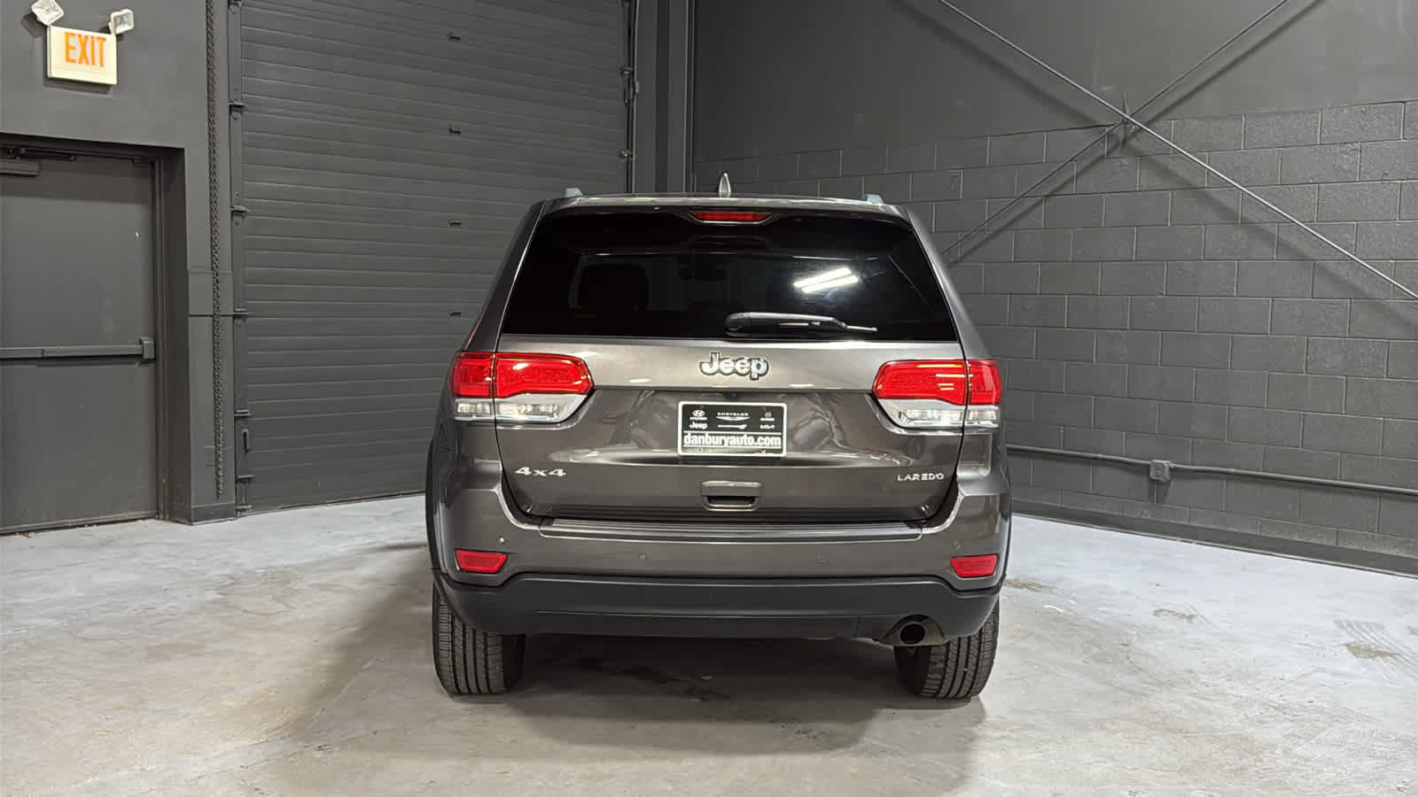 Used 2019 Jeep Grand Cherokee Laredo AWD/4WD image 5