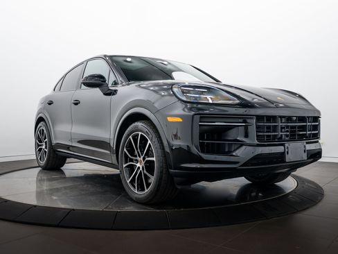 Certified 2026 Porsche Cayenne Coupe AWD/4WD image 9