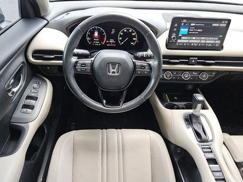 Used 2024 Honda HR-V EX-L image 12