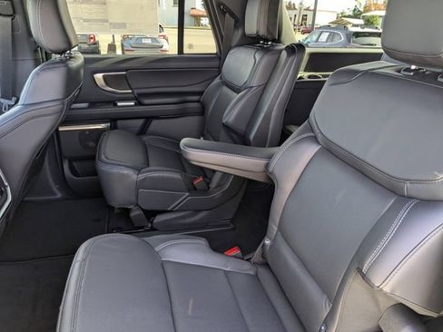 New 2025 Ford Expedition Max Platinum w/ Stealth Performance Package AWD/4WD image 16