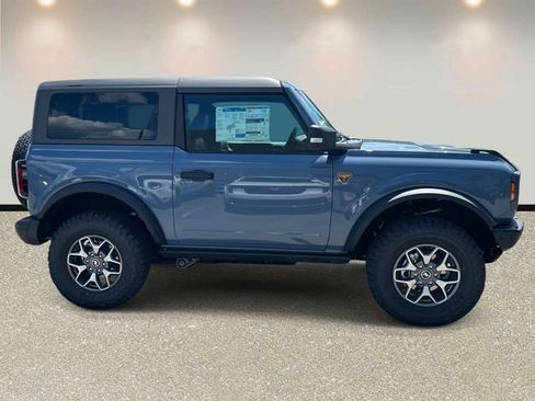 New 2025 Ford Bronco Badlands AWD/4WD image 4