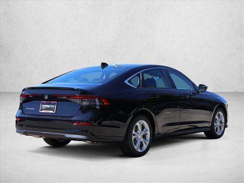 New 2026 Honda Accord LX image 5