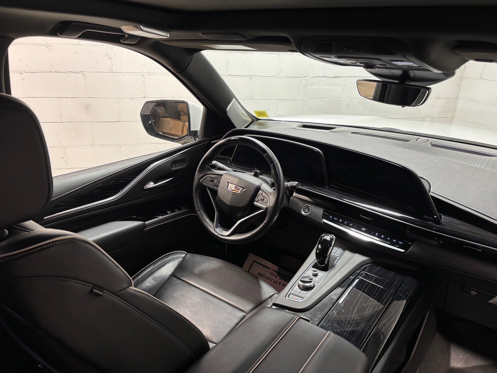 Used 2023 Cadillac Escalade Sport w/ LPO, ONYX Package AWD/4WD image 34