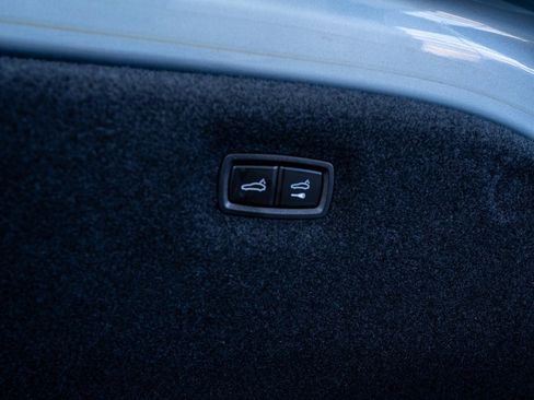 Used 2024 Porsche Taycan image 55