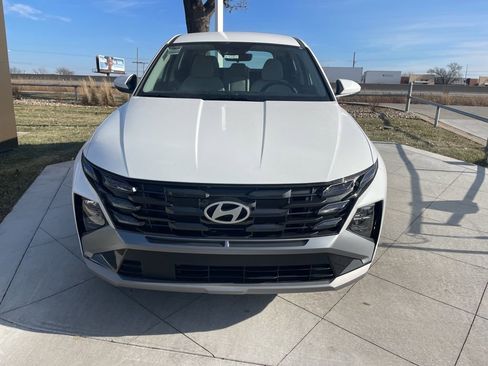 New 2026 Hyundai Tucson SE image 8