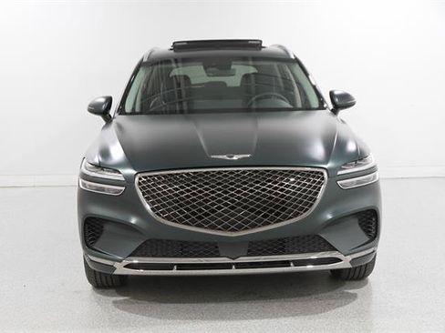 Certified 2024 Genesis GV70 2.5T w/ Select Package AWD/4WD image 2