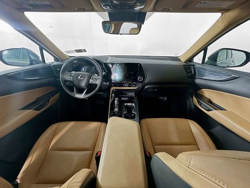 Used 2023 Lexus NX 250 FWD image 10