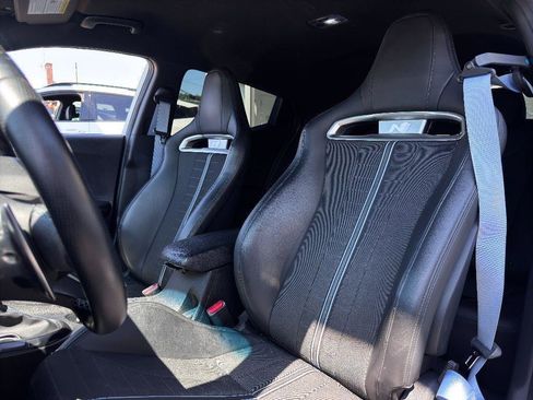 Used 2021 Hyundai Veloster N image 16