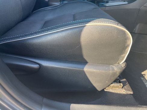 Used 2015 Toyota Corolla S image 56