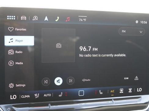 New 2025 Volkswagen Tiguan SE image 25