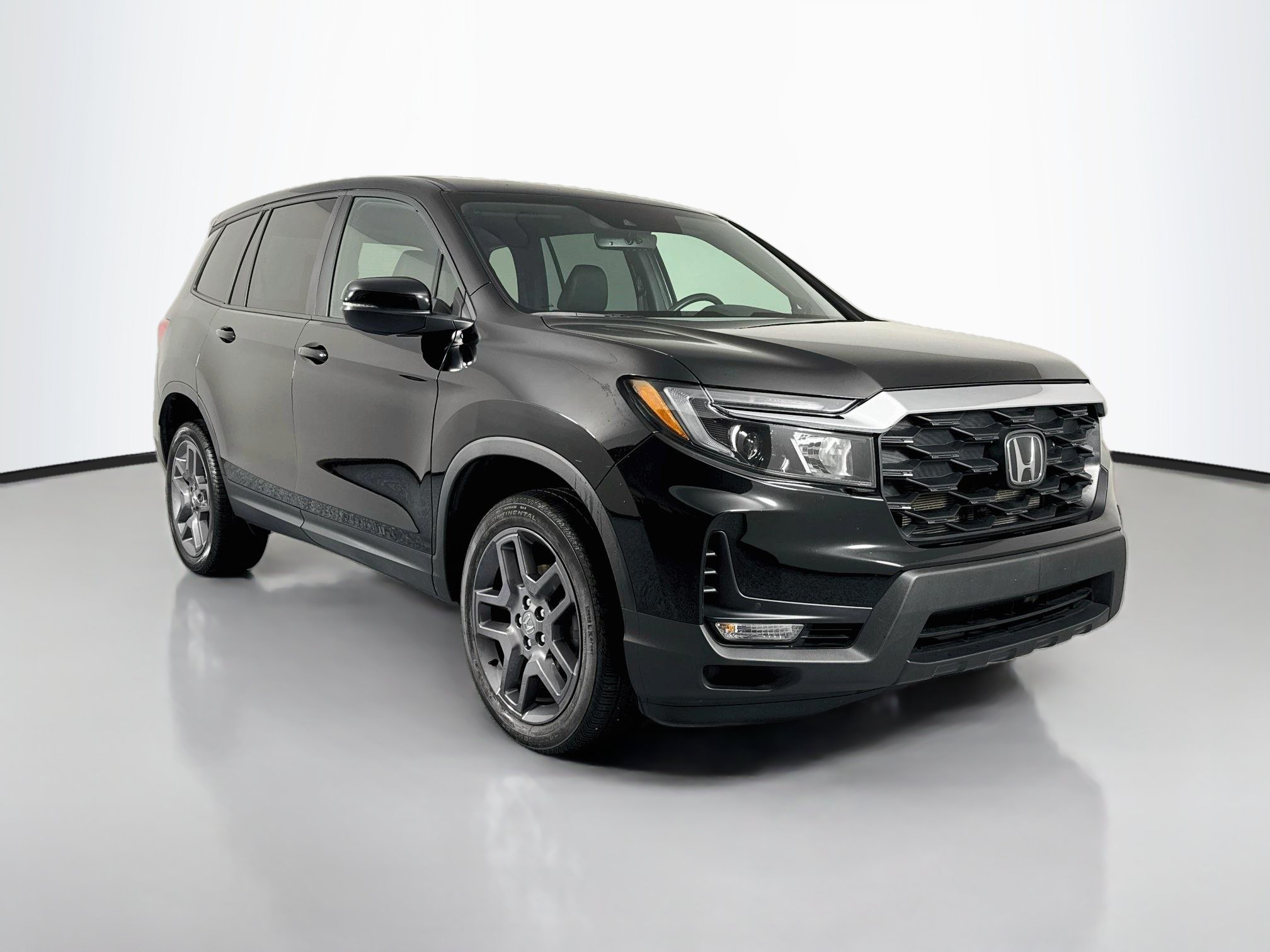 Certified 2023 Honda Passport EX-L image 3
