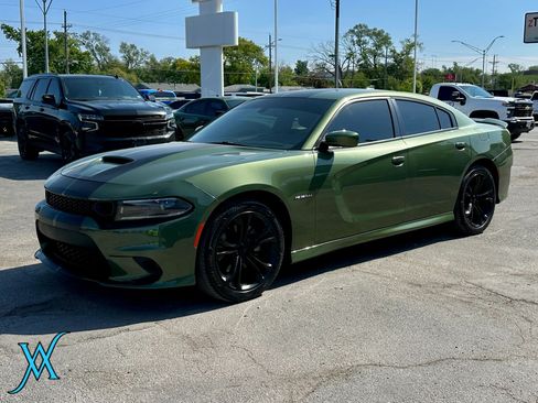 Used 2022 Dodge Charger R/T w/ Cold Weather Package RWD image 3