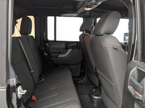 Used 2018 Jeep Wrangler Unlimited Sport S AWD/4WD image 18
