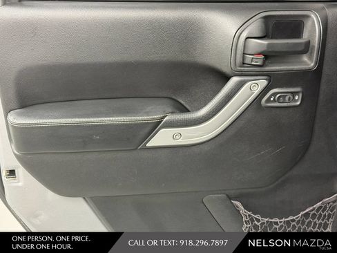 Used 2015 Jeep Wrangler Sport AWD/4WD image 17