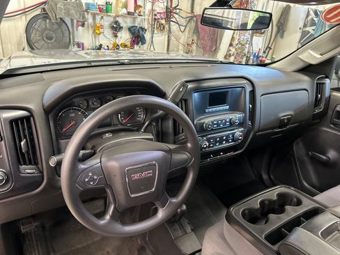 Used 2017 GMC Sierra 1500 4x4 Regular Cab image 18
