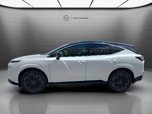 New 2026 Nissan Murano Platinum w/ Cargo Package AWD/4WD image 7
