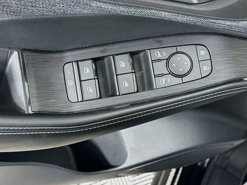 Certified 2023 Nissan Rogue SV AWD/4WD image 24