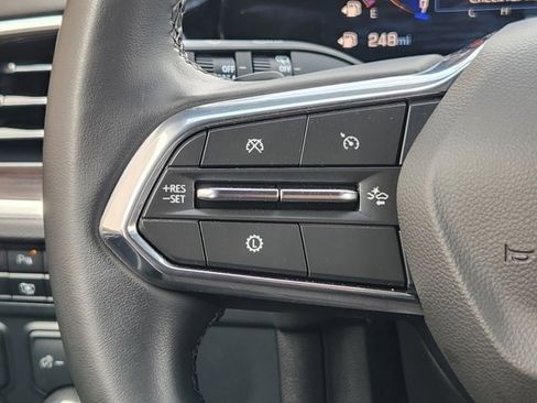 Used 2025 Chevrolet Tahoe LS image 28