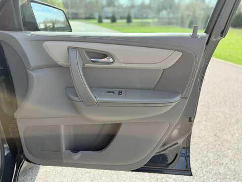 Used 2016 Chevrolet Traverse LS image 46