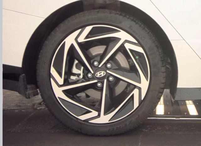 Used 2026 Hyundai Sonata SEL FWD image 17