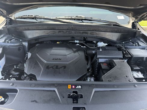Used 2025 Kia Telluride S image 30