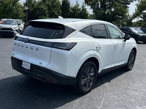 Used 2025 Nissan Murano SL w/ Cargo Package AWD/4WD image 4