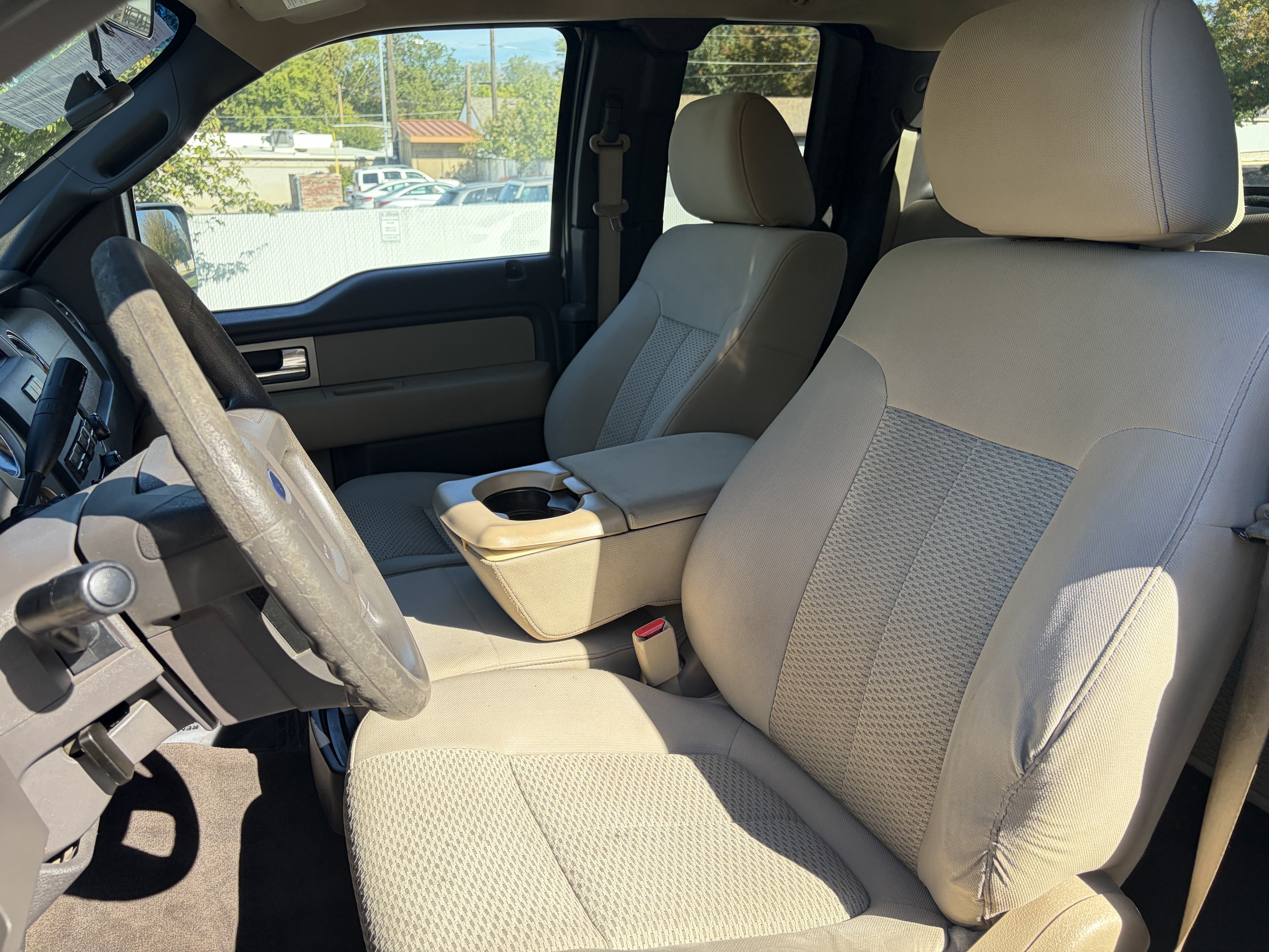 Used 2010 Ford F150 XLT AWD/4WD image 16