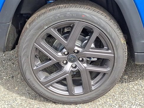 New 2026 Jeep Compass Limited image 5