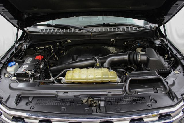 Used 2019 Ford Expedition Limited w/ Equipment Group 302A AWD/4WD image 12
