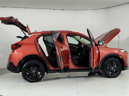 Used 2024 Buick Encore GX Sport Touring w/ Comfort Package image 12