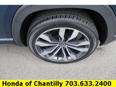 Used 2021 Volkswagen Atlas Cross Sport SEL Premium R-Line image 30